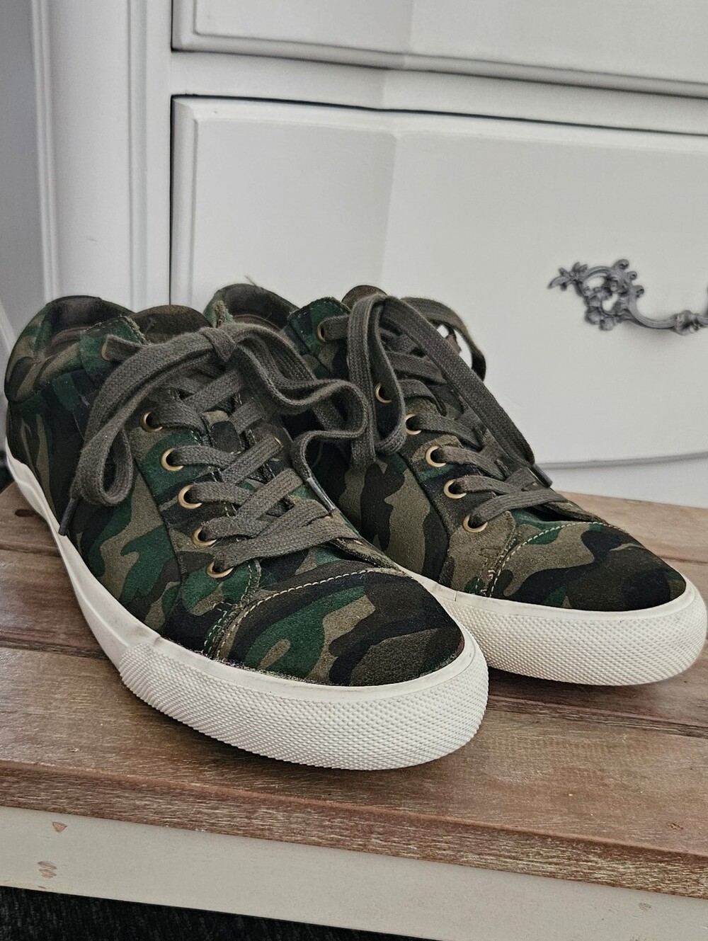 Used: Lauren Ralph Lauren Men's Camouflage Geffery. Size: 11.5D